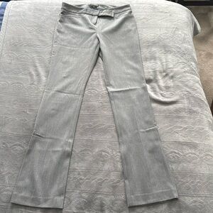 Express Woman’s Columnist Pants 2R Polyester Gray